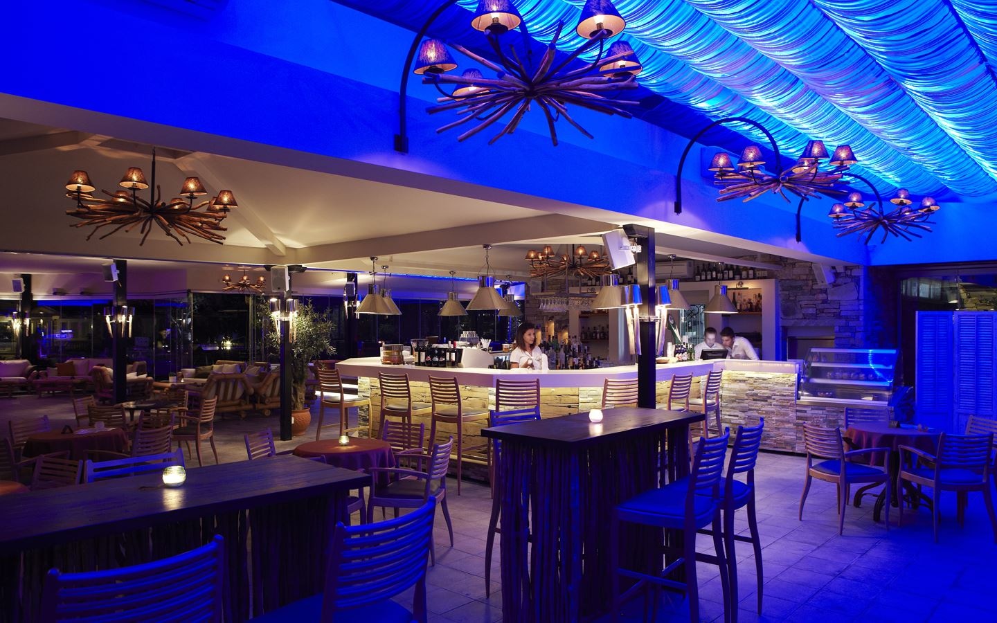 restaurants-beach-bar