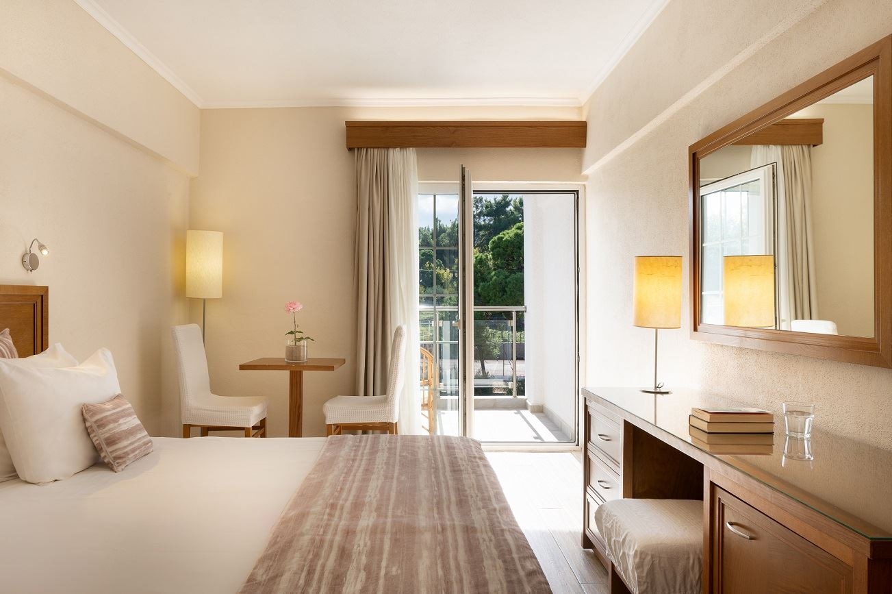 rooms-double-room-garden-view