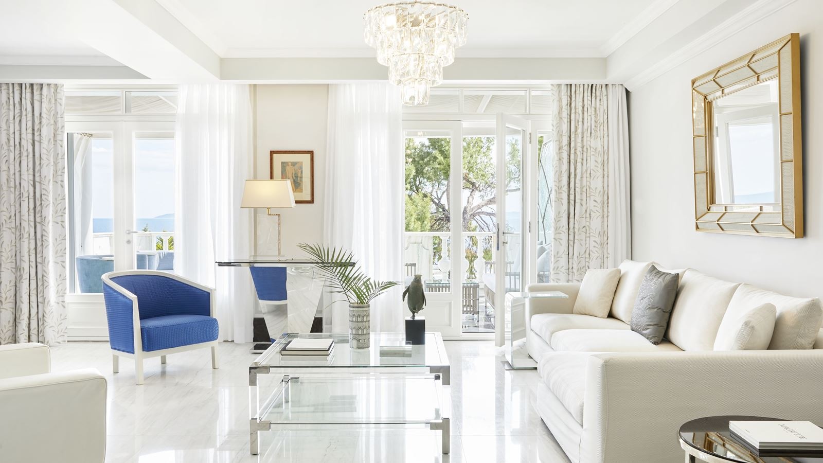 rooms-panorama-2-bedroom-suite-sea-view