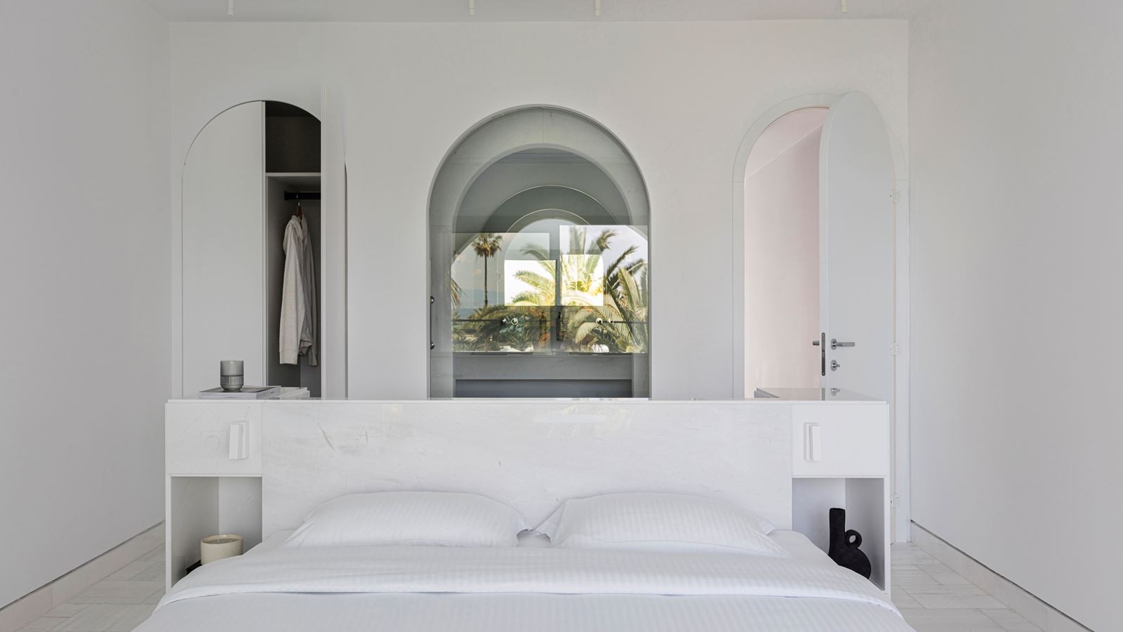 rooms-1-bedroom-suite-private-pool