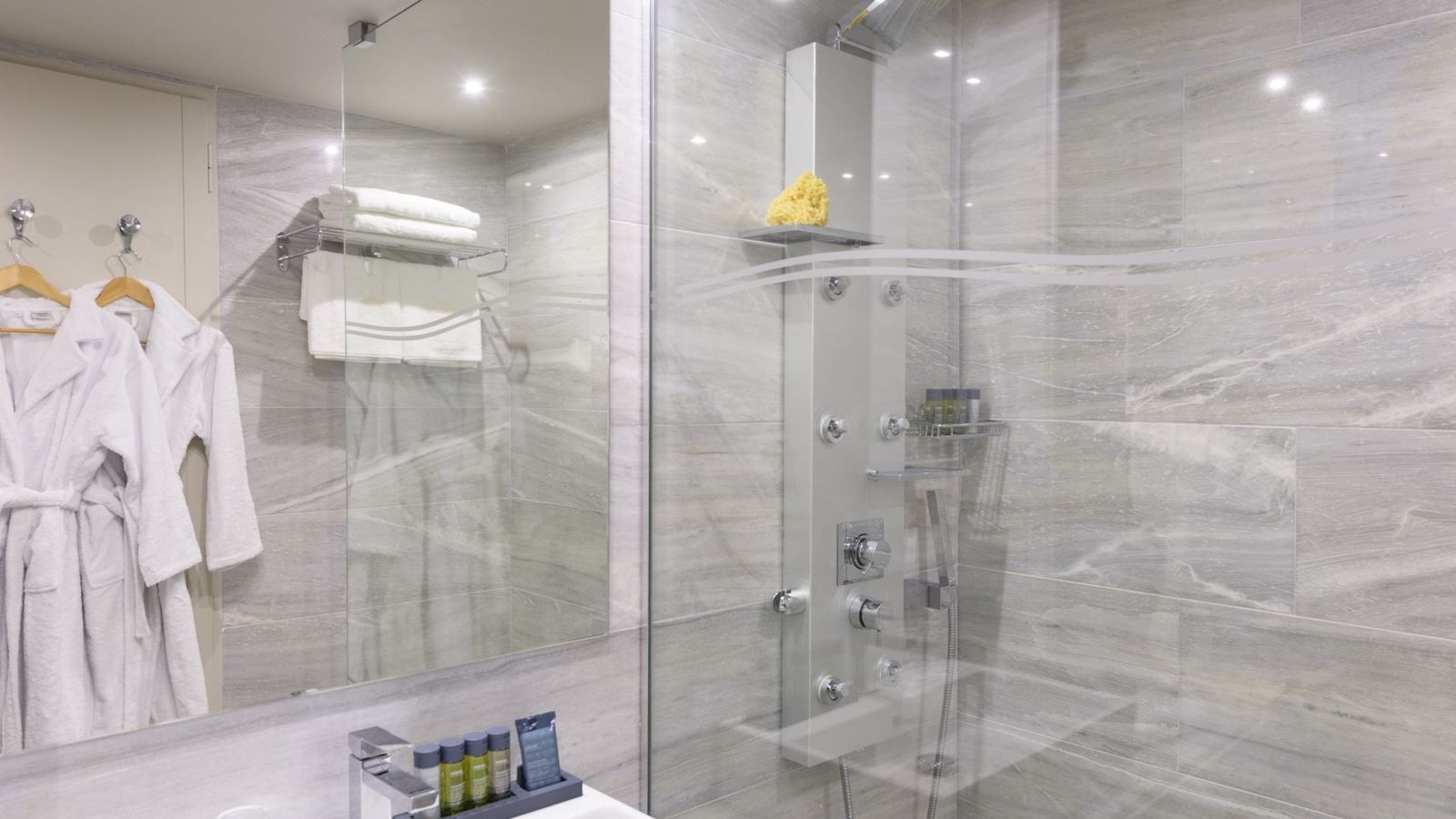 rooms-double-room-side-sea-view