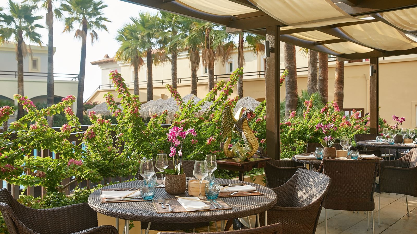 restaurants-marin-bay-club-asianinspired-restaurant