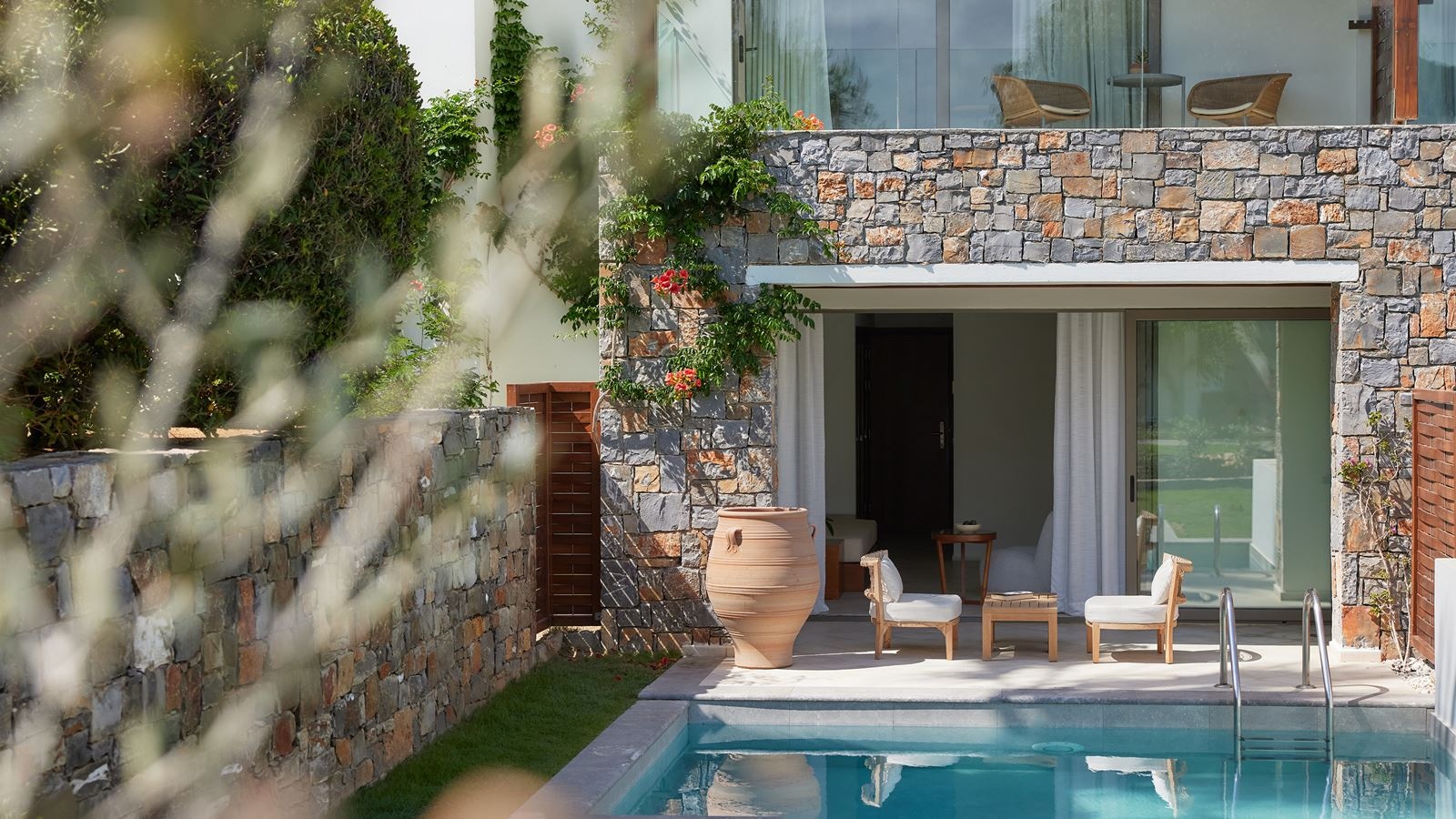 rooms-swim-up-2-bedroom-suite