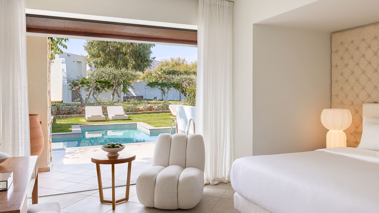 rooms-swim-up-2-bedroom-suite