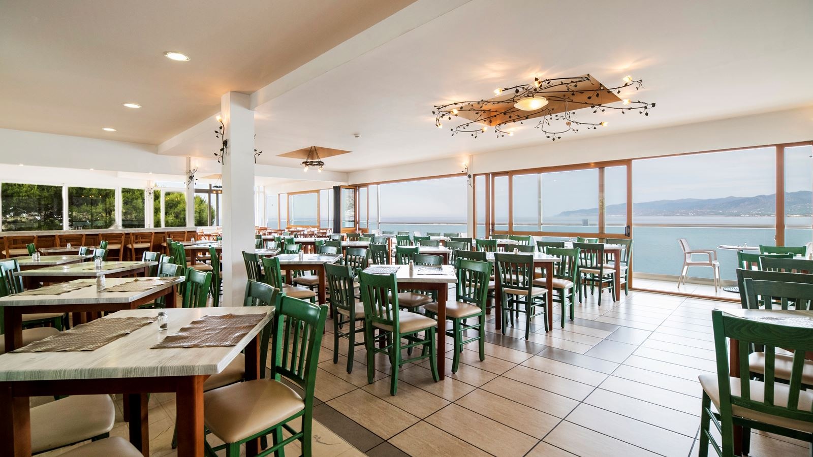 restaurants-main-restaurant