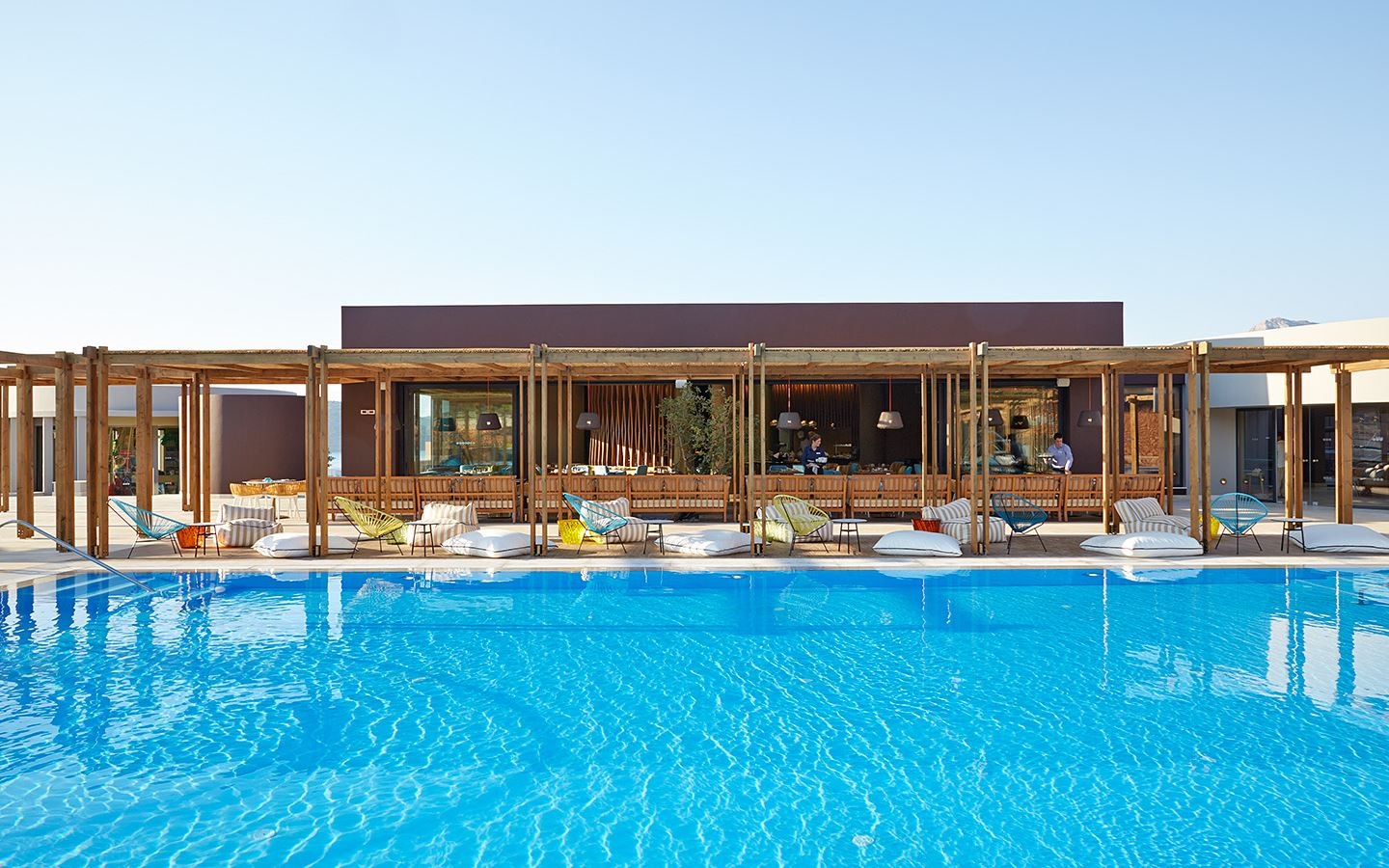 restaurants-blend-nikkei--wine