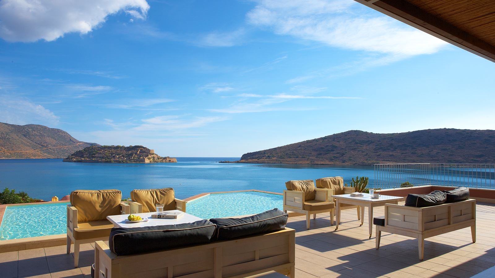 bars-grand-domes-lobby-bar