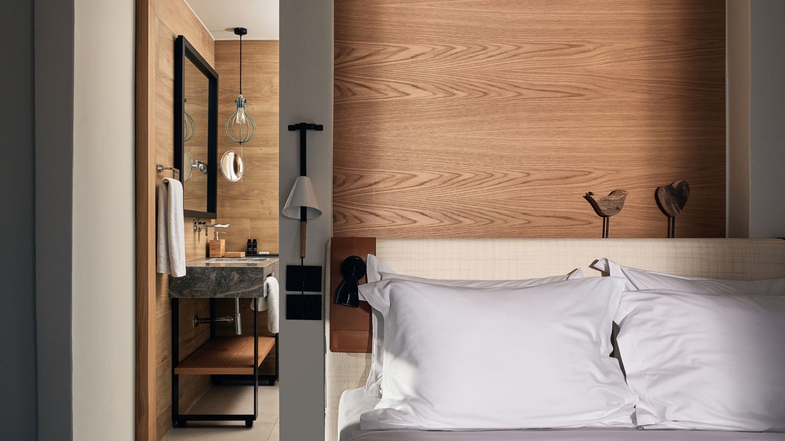 rooms-domes-private-residences-two-bedrooms-with-private-pool