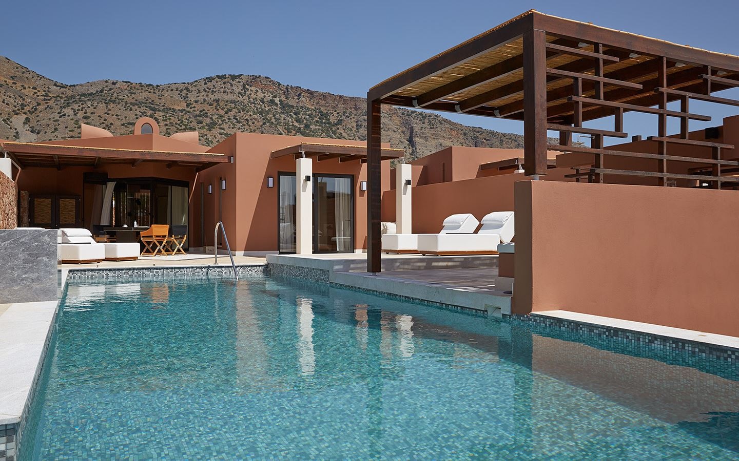 rooms-domes-luxury-residences-four-bedrooms-with-private-pool