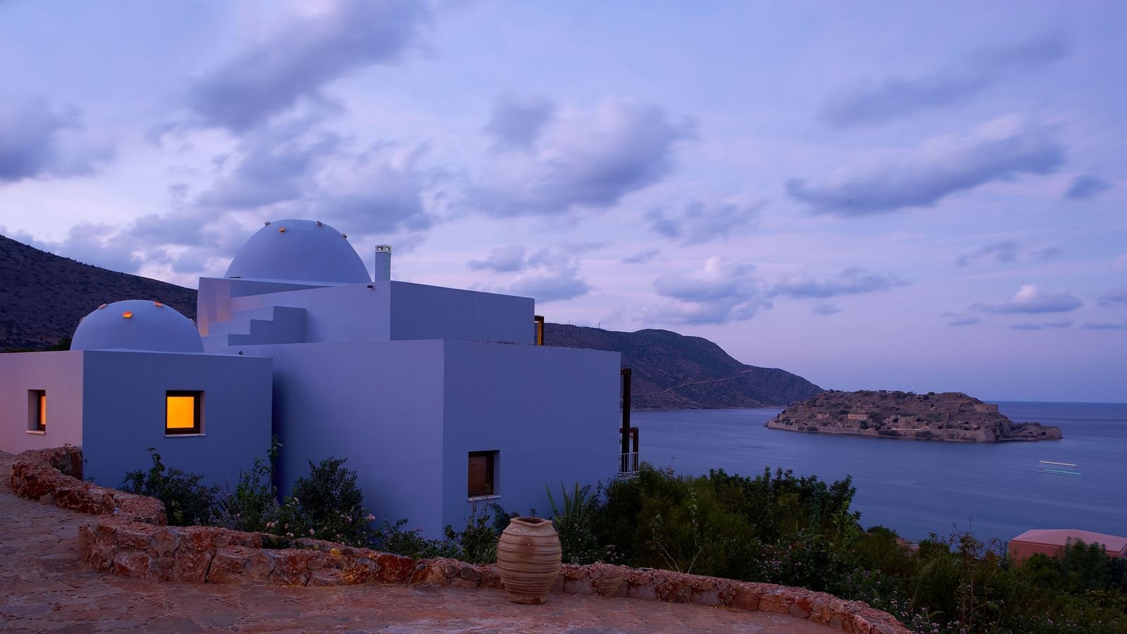 rooms-domes-luxury-villa-2-bedrooms-with-private-pool