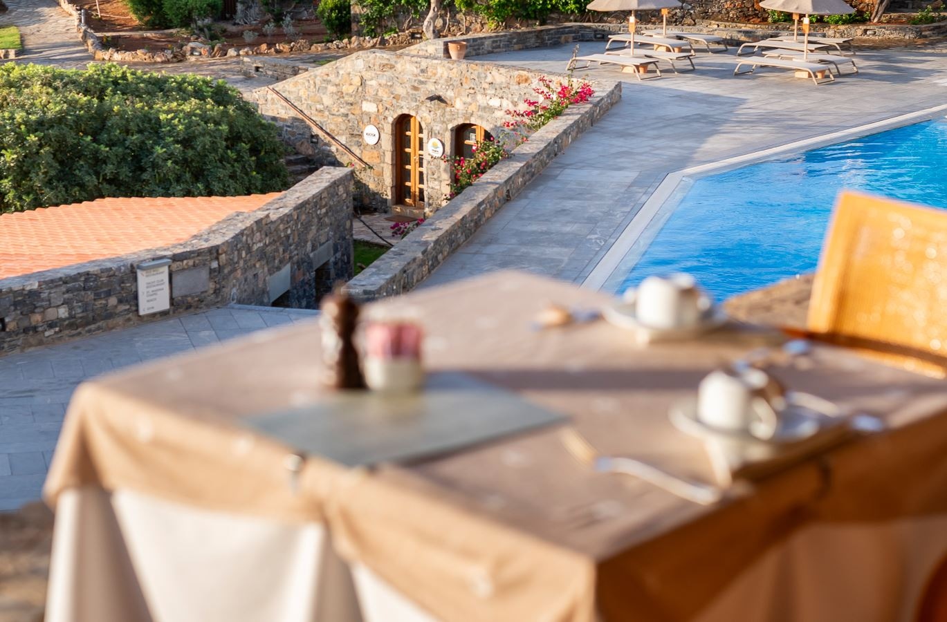 restaurants-deck-restaurant