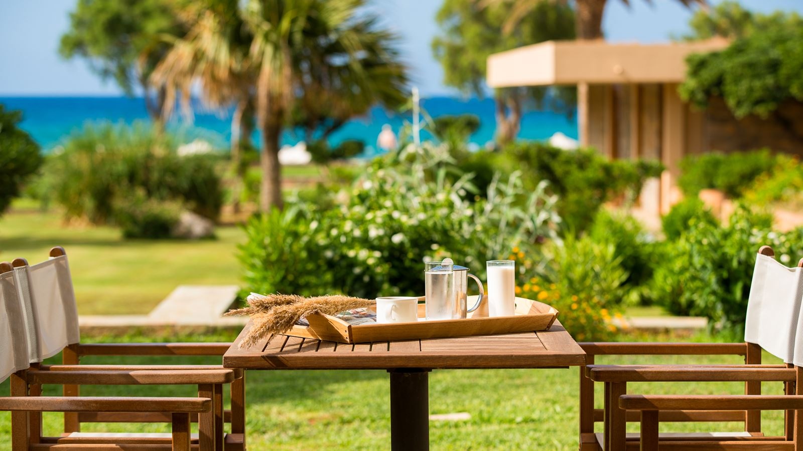 rooms-superior-hotelbungalow-suite-sea-view