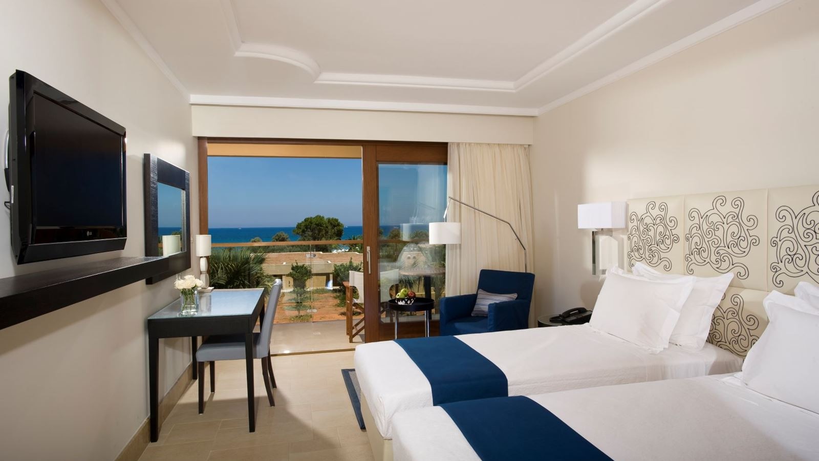 rooms-superior-room-sea-view