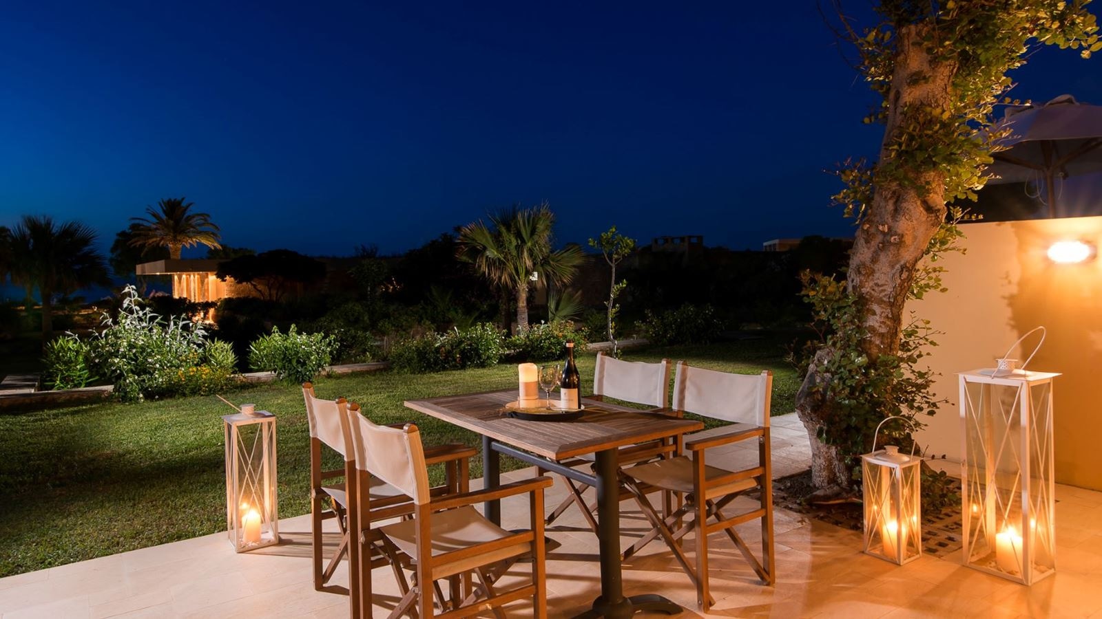 rooms-superior-hotelbungalow-suite-sea-view