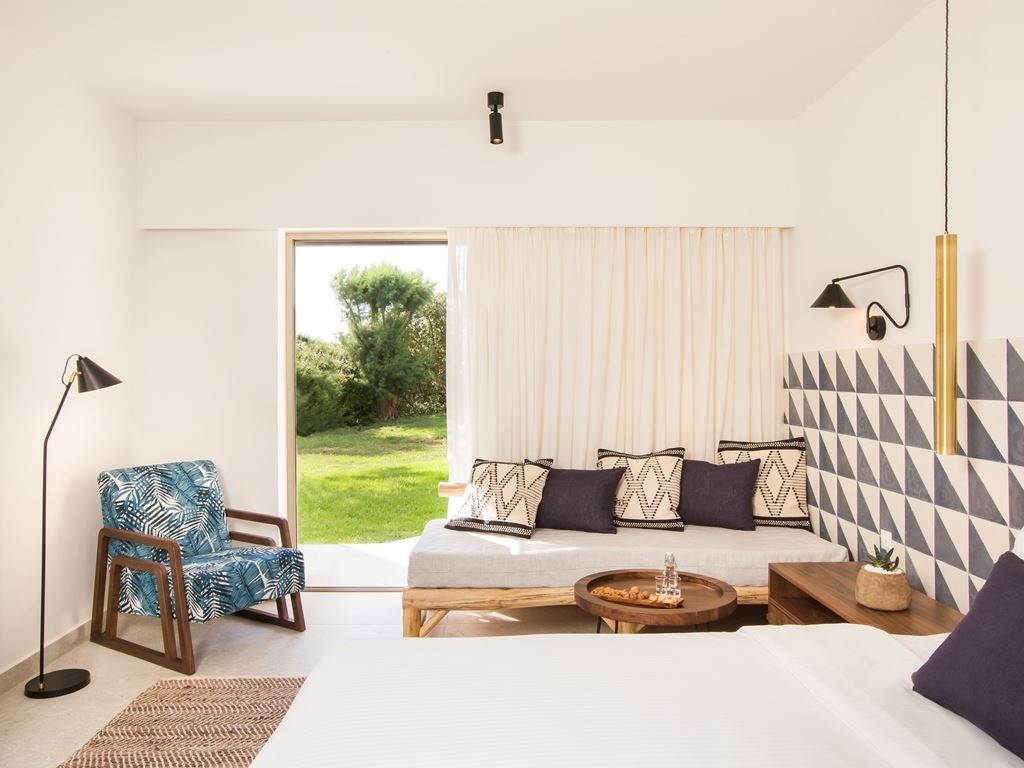 rooms-bungalow-garden-view-balcony-or-terrace