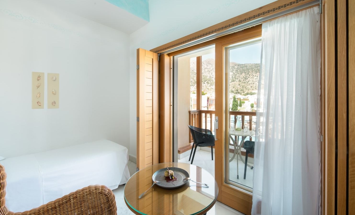 rooms-bungalow-sea-view