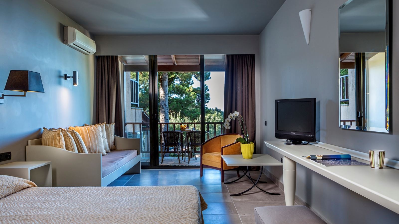 rooms-bungalow-superior-room-sea-view