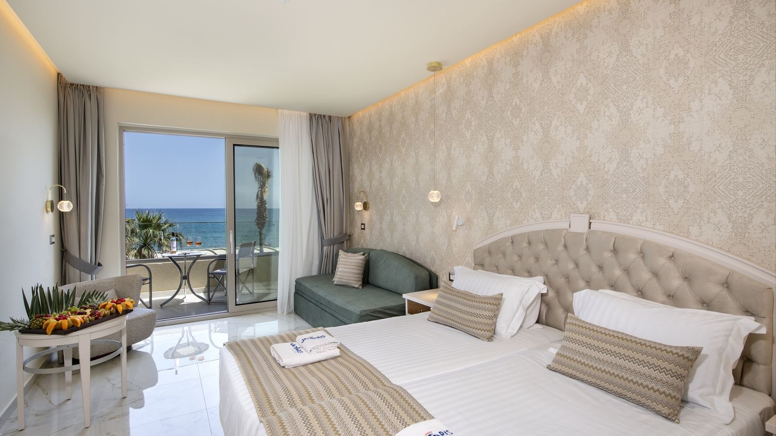 rooms-double-sea-front