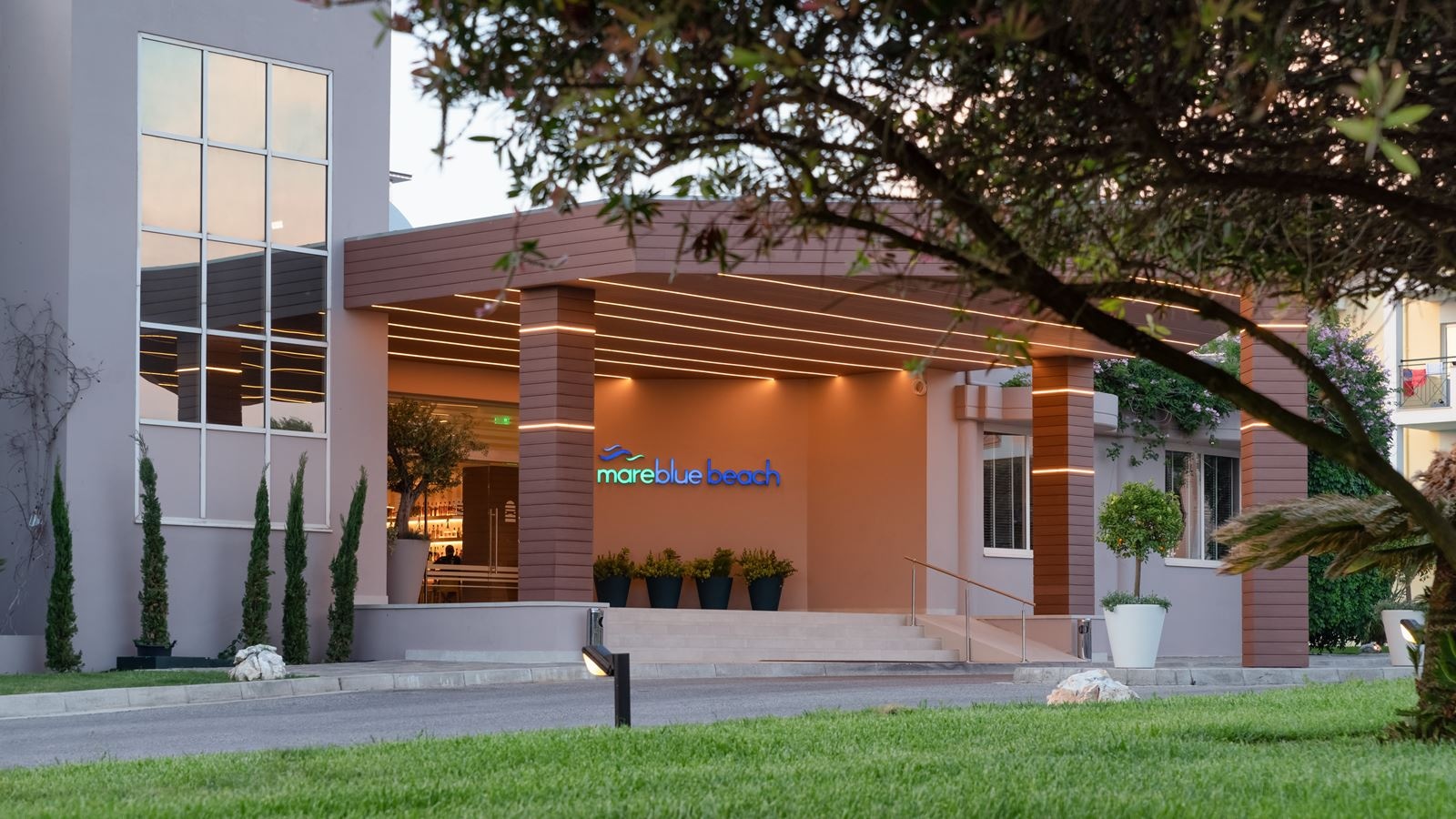 general-main-building