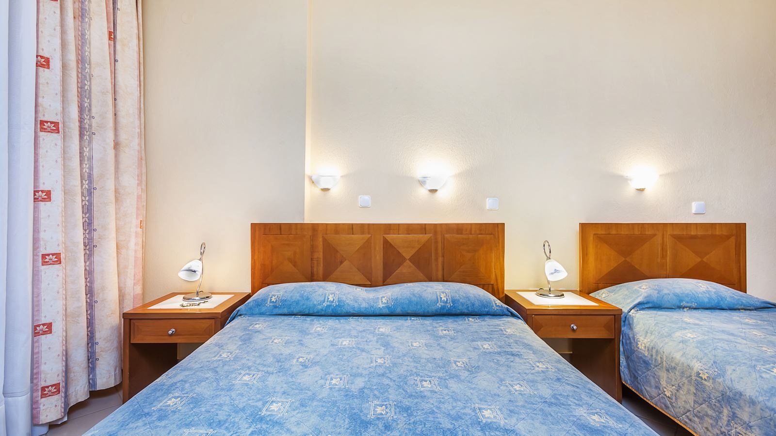 rooms-standard-triple