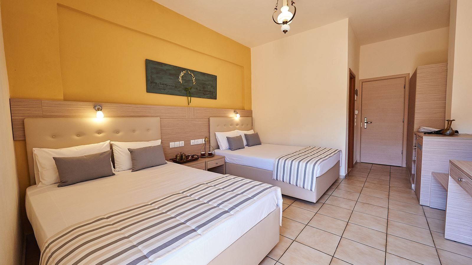 rooms-quadruple-superior