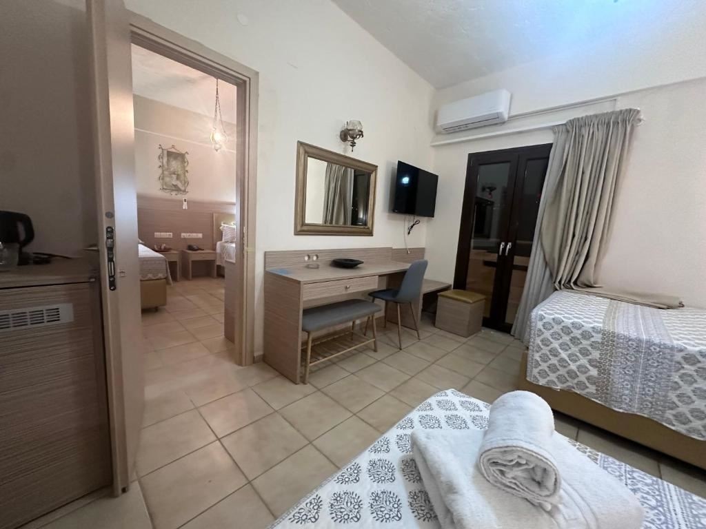 rooms-family-connecting-rooms-6-pax