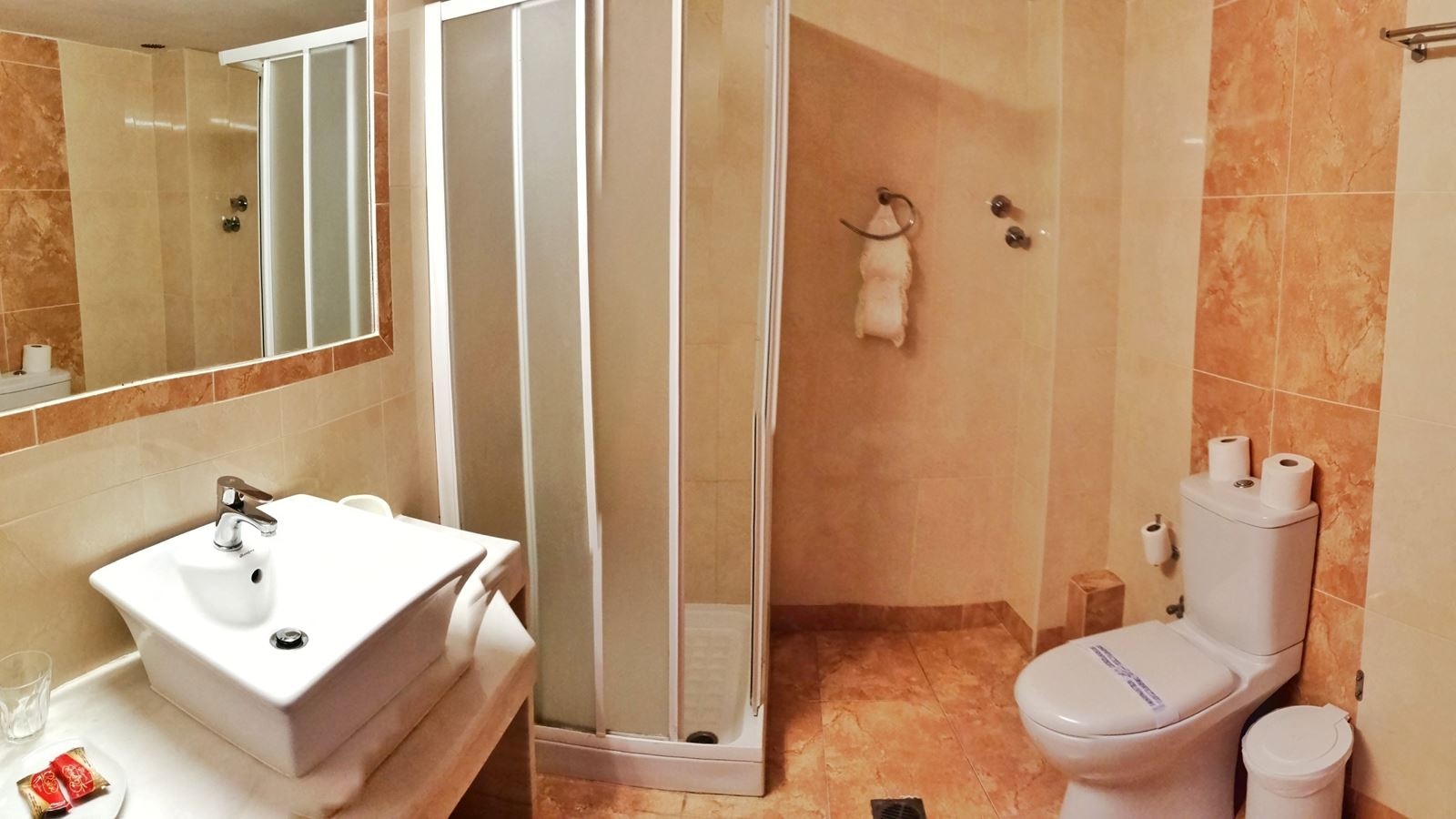 rooms-triple-room-superior-balcony