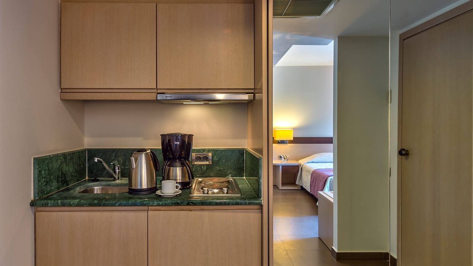 rooms-studio-side-sea-view