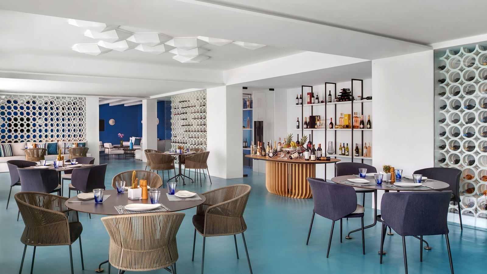 restaurants-restaurants