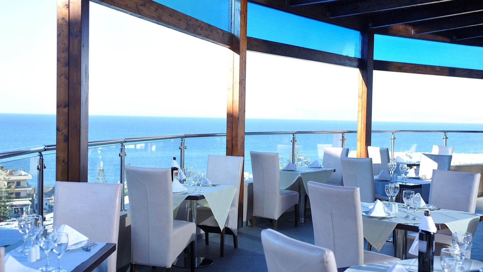 restaurants-grand-blue