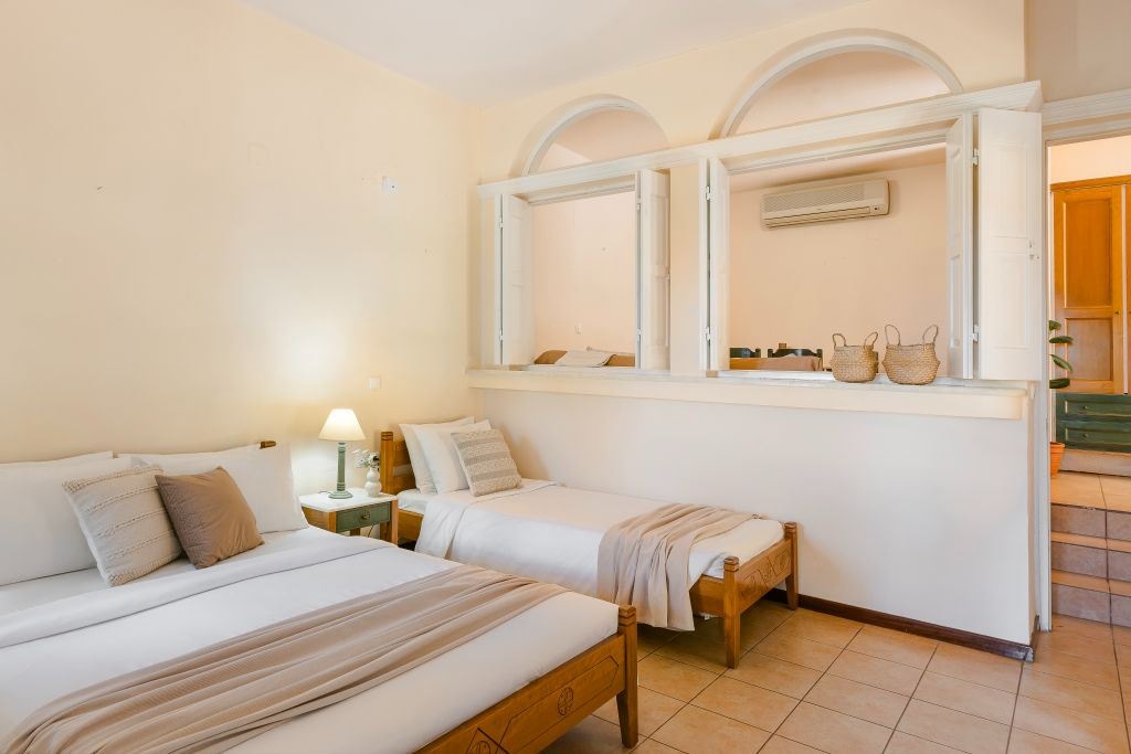 rooms-one-bedroom-family--sea-view-balcony-or-terrace