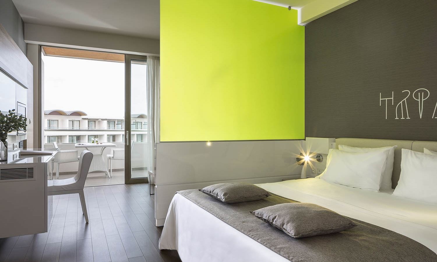 rooms-family-room