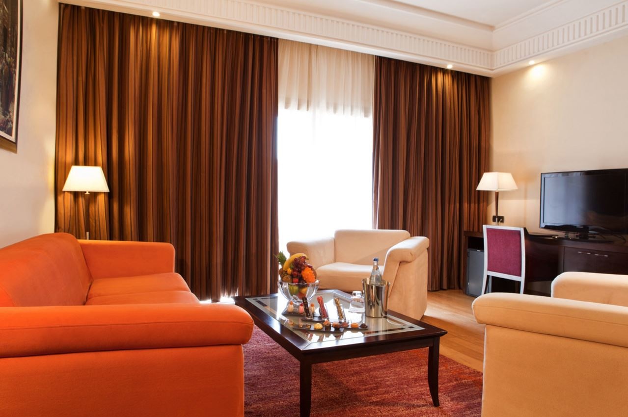 rooms-deluxe-room--garden-view-