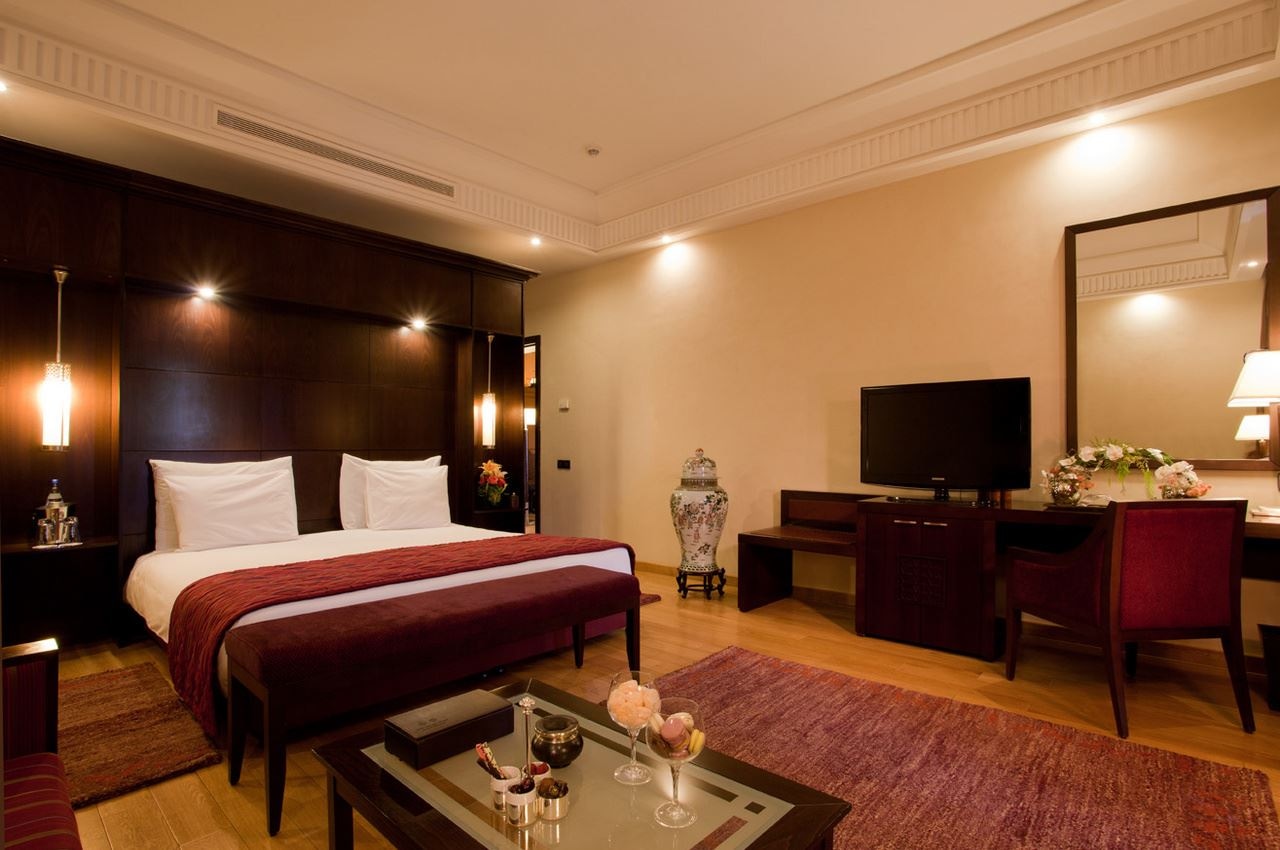 rooms-suite-garden-view-