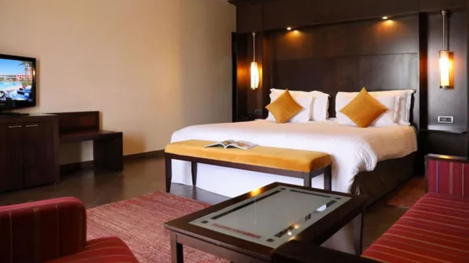 rooms-singleuse--deluxe-room-pool--view-