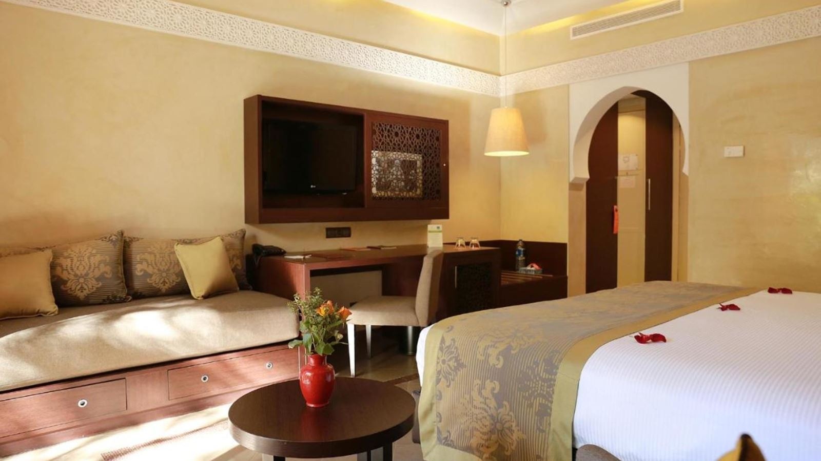 rooms-double-deluxe-room--balcony-or-terrace-