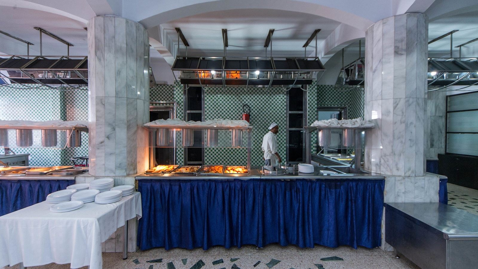 restaurants-restaurants