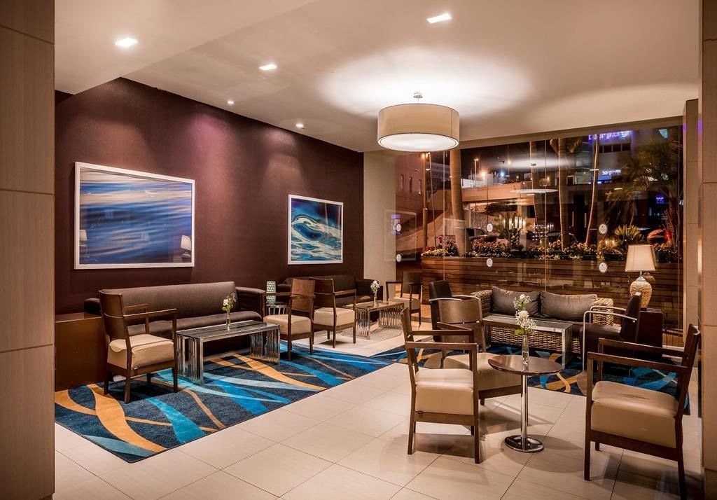 restaurants-main-dining-room