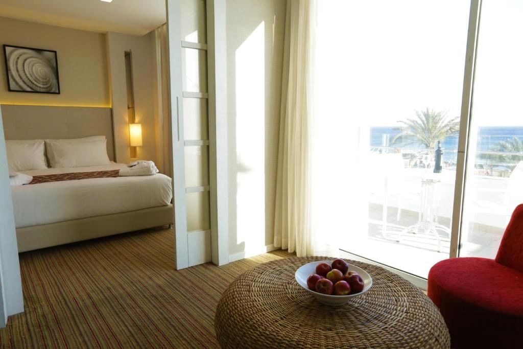 rooms-suite-sea-view