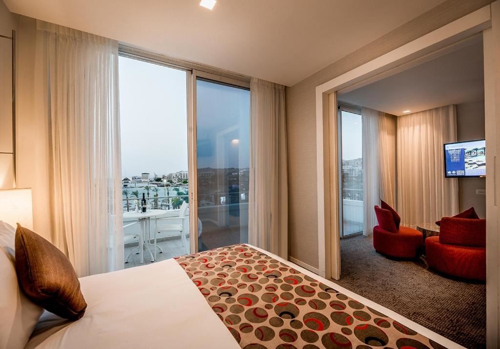 rooms-suite-sea-view