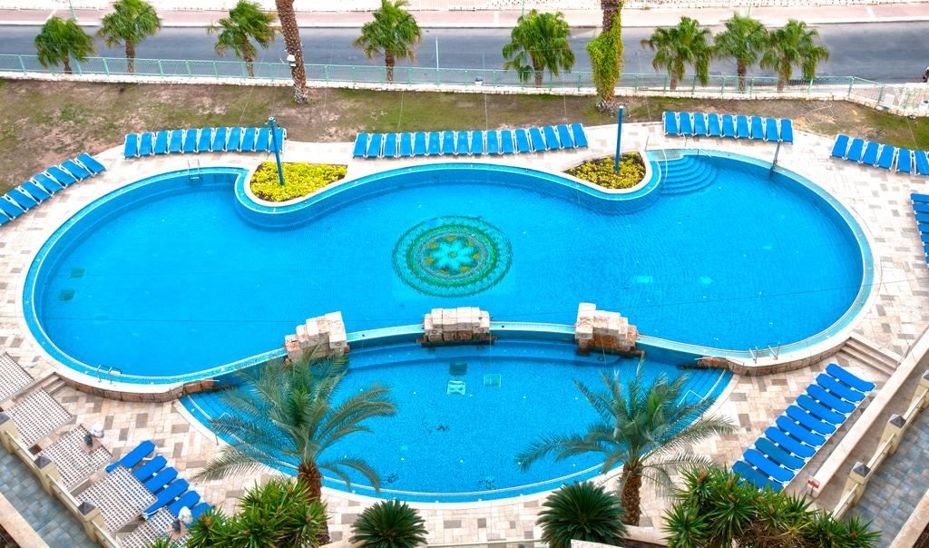 pools-outdoor-pool