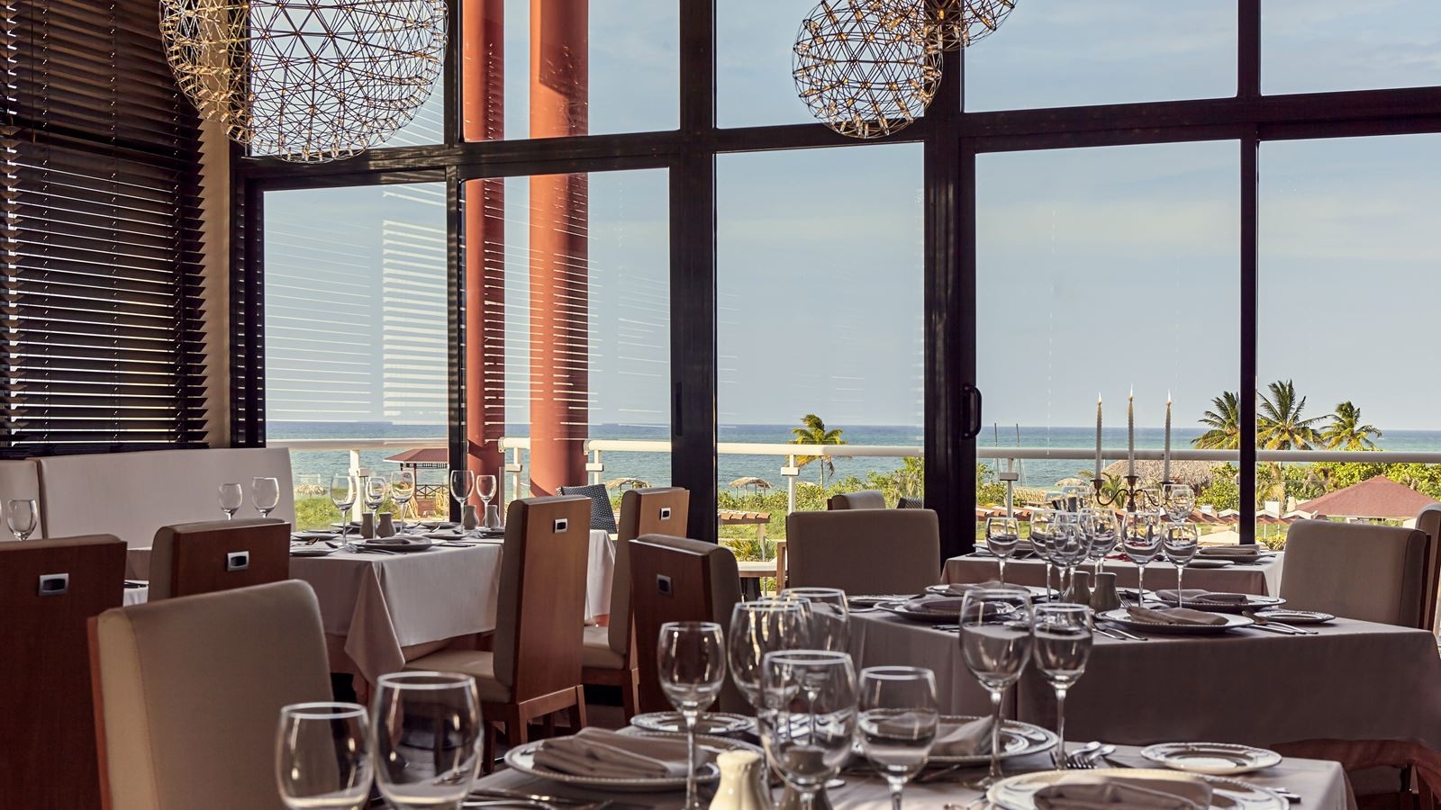 restaurants-cobo
