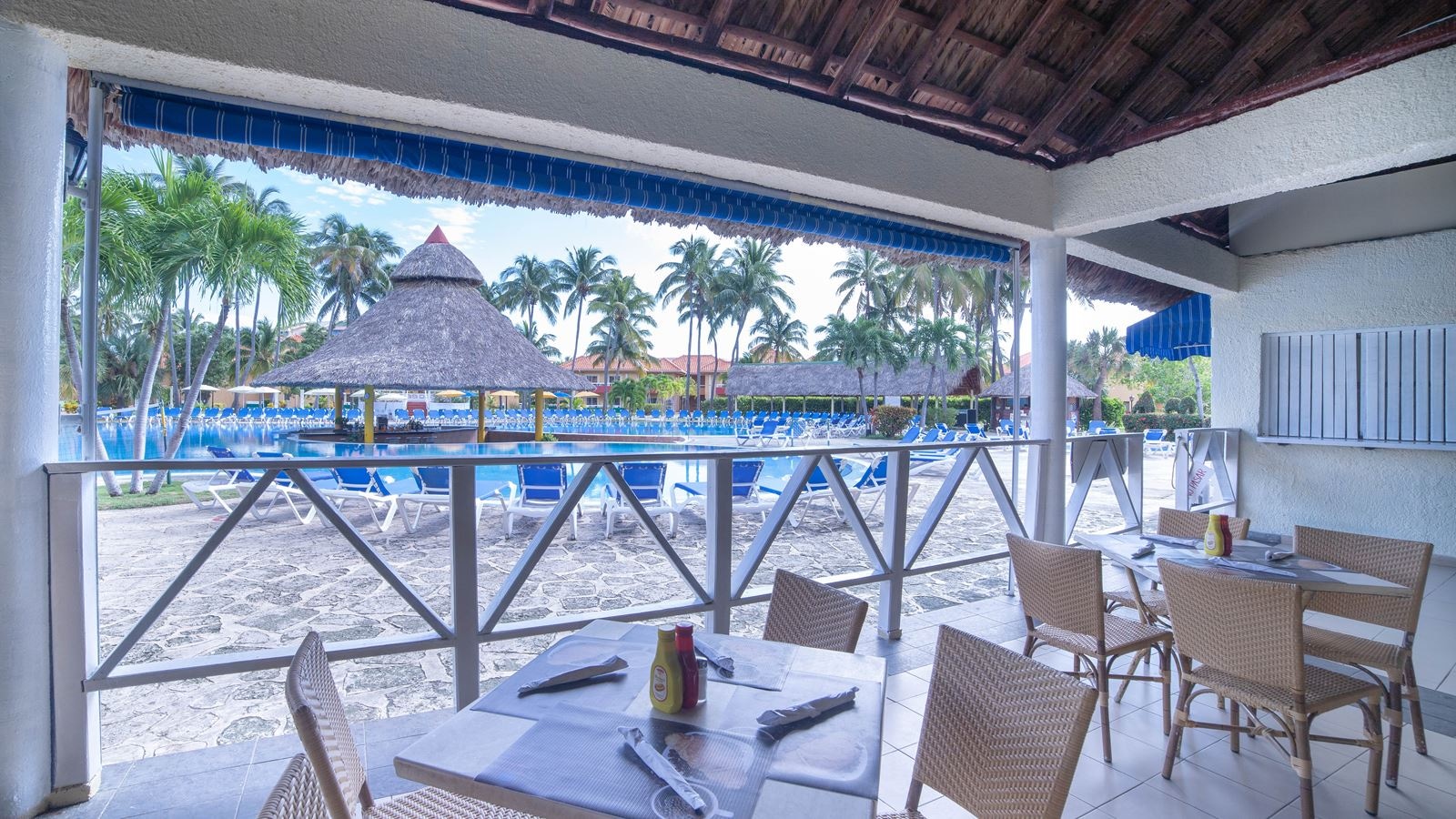 restaurants-los-loritos