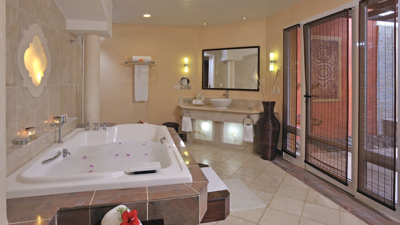 rooms-royal-service-junior-suite