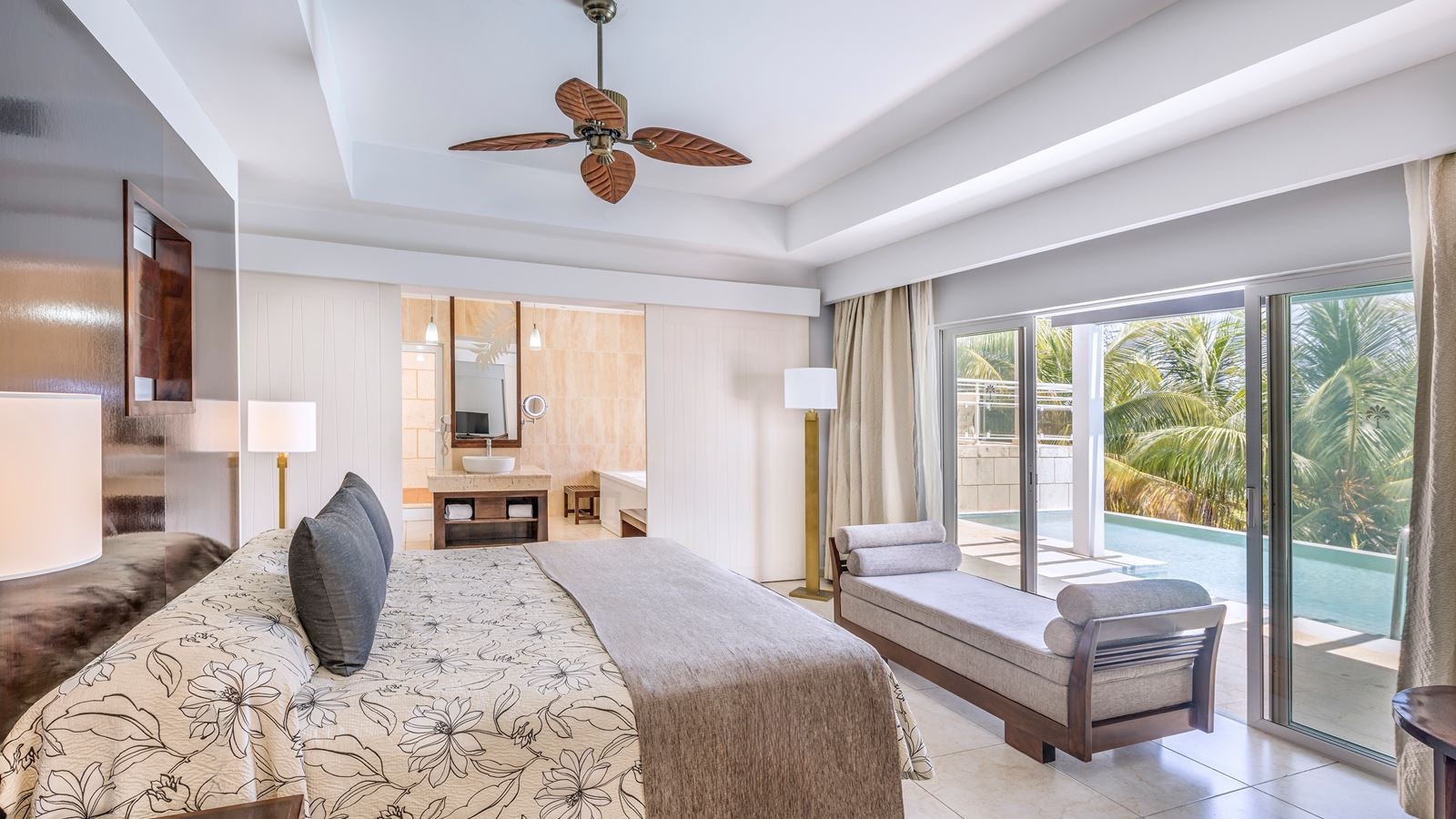 rooms-presidential-suite-royal-service