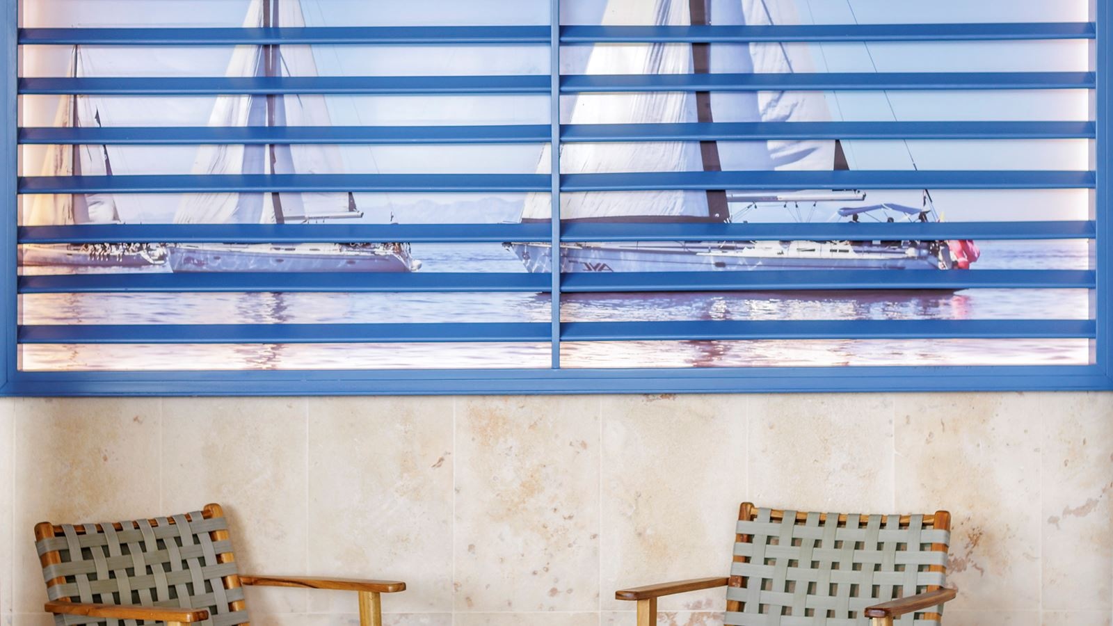 restaurants-aqua`s-grill