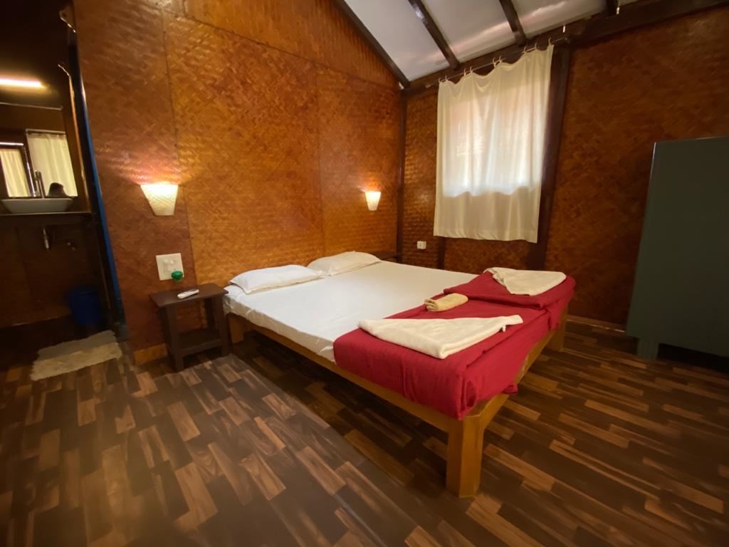 rooms-wooden-cottage-ac