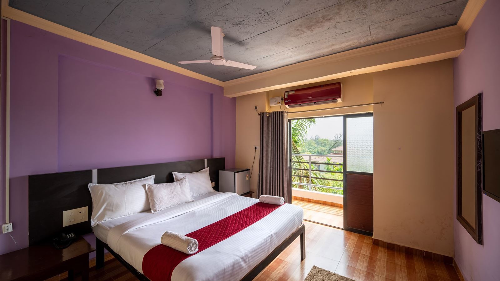 rooms-standard-room