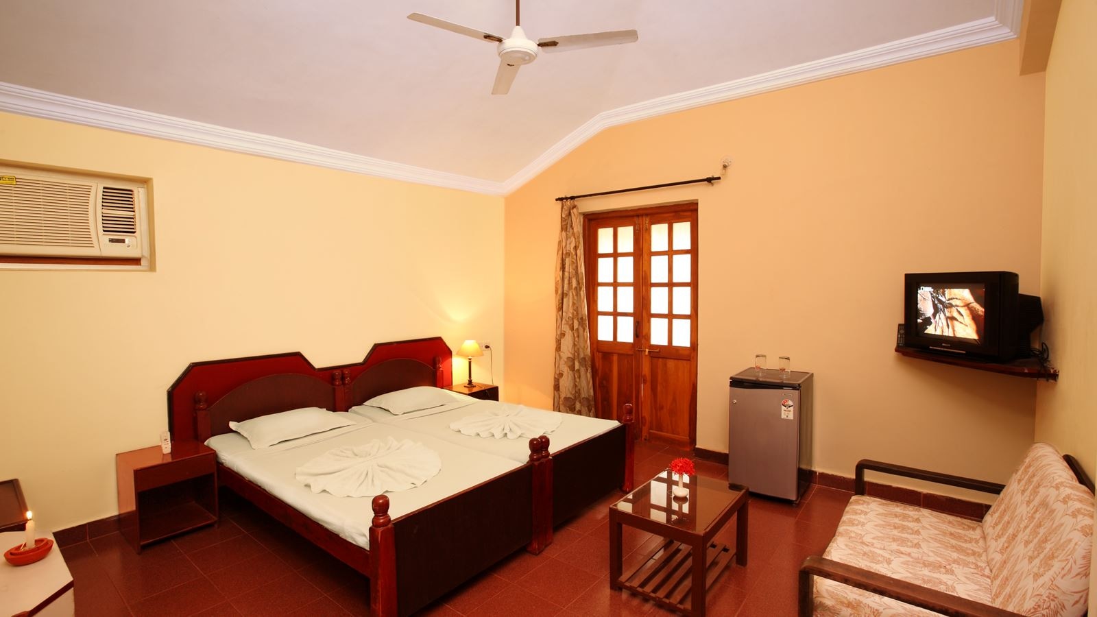 rooms-standard-ac-room