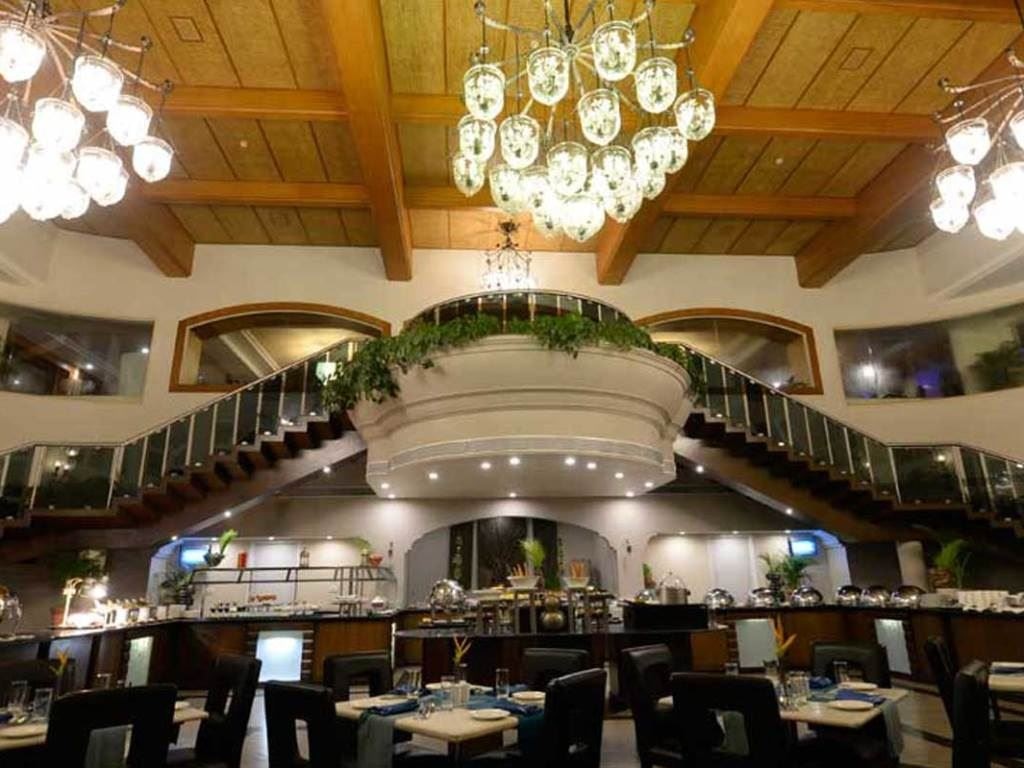 restaurants-waterfalls-cafe